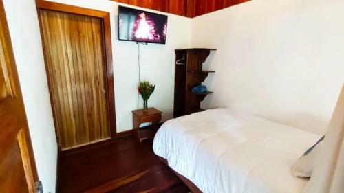 Hostal Cowboy Hostel - Habitaciones Con Ba�o Privado
