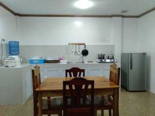 Foxtail Guesthouse Siargao