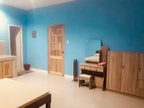 Hostal Rozay Travellers Inn