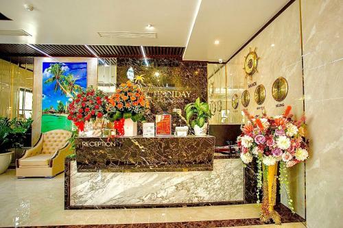 Holiday Hotel Halong Bay