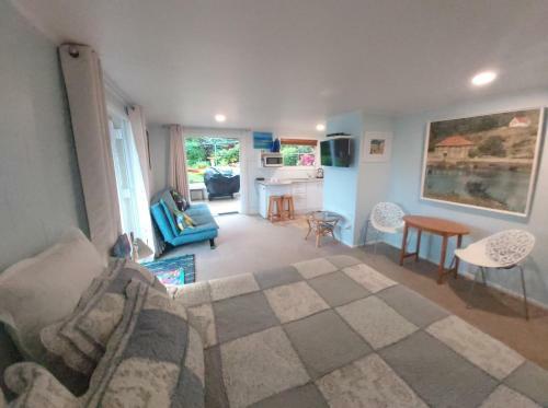 Apartamento Pohutukawa Cottage Russell