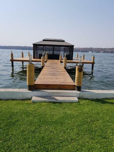 Residencia Del Lago Teques
