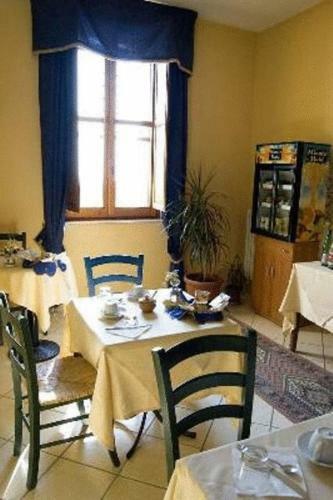 Hotel Tavernola - Locanda Di Campagna