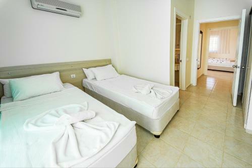 Emerald Villa In �l�deniz