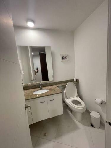 Lovely Apartment In The Hearth Of El Poblado