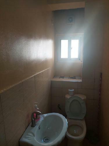 Apartamento Lovely Private Room, Fully Serviced With Swimming Pool