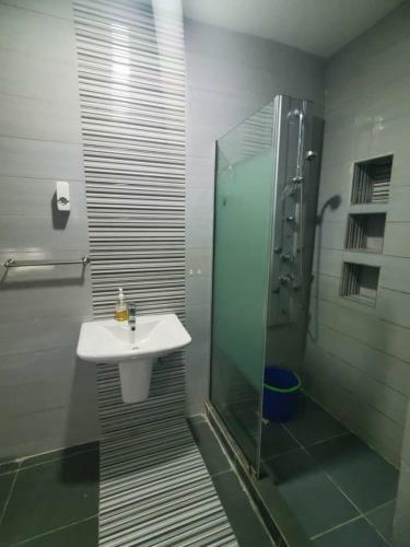 Classy Serviced Ocean View 2 Bedroom Apartment For Shorltet Ikate Lekki