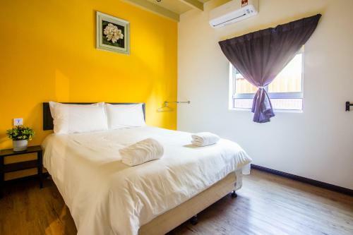 Explore 4br Gardenhouse Retreats (Free Parking)
