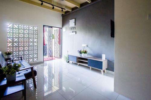 Explore 3br Gardenhouse Retreats (Free Parking)