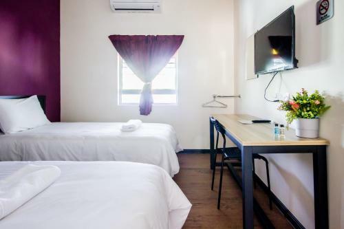 Explore 3br Gardenhouse Retreats (Free Parking)