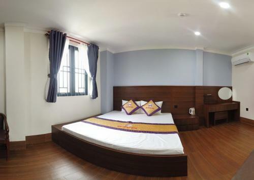 Hotel Kh�ch S?n S?m Ph� Qu� - Ninh Thu?n