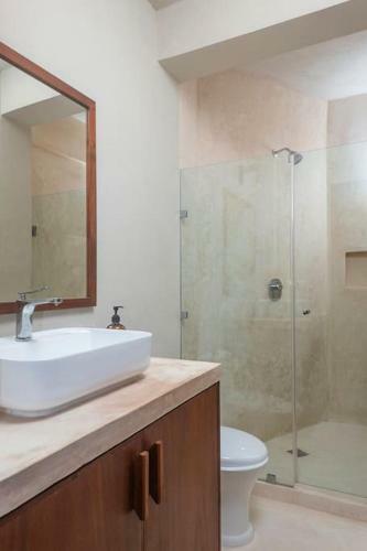 Apartamento Enchanting 4 Bedroom Ph, Steps From The Beach