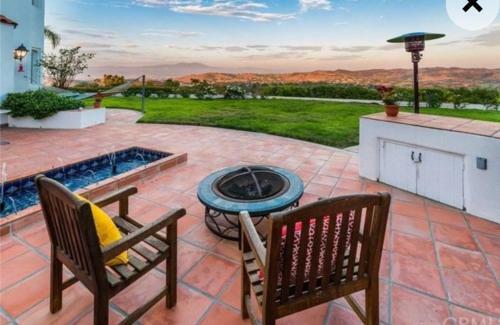 Best Views 4 Bed Villa Close To Beach And Spectrum