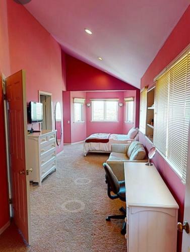 Best Views 4 Bed Villa Close To Beach And Spectrum