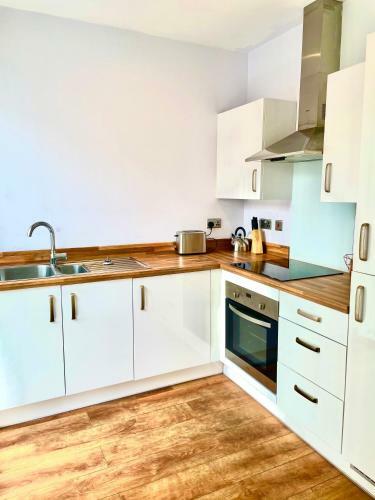 Modern Birmingham City Centre Apartment