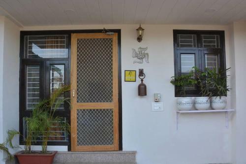 3 Bedroom Villa ( 2-6) People Accommodation