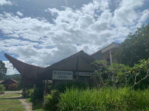 Hotel Capital O 91073 Rantepao Lodge