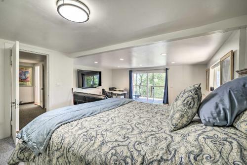 Lovely Los Gatos Escape With Decks And Mtn Views!