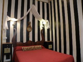 Hostal Center Inn