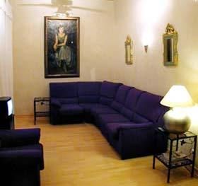 Hostal Center Inn