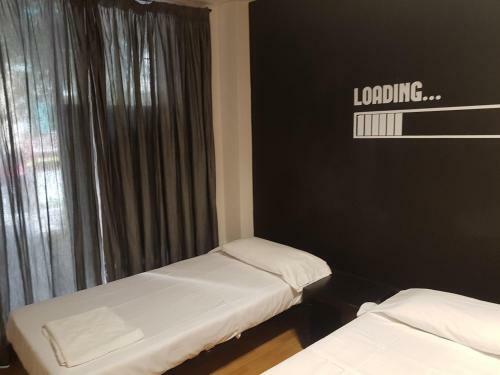 Holidaysbcn Hostel