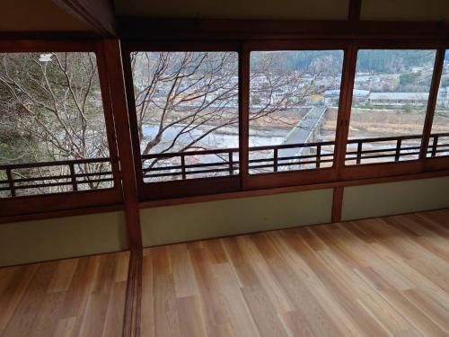 ?????????/1???/10?/????