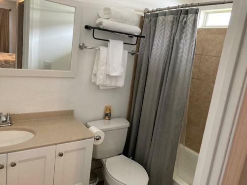 Surfside Cottage Near Navarre Beach