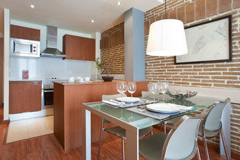 Serennia Apartamentos Arc De Triomf