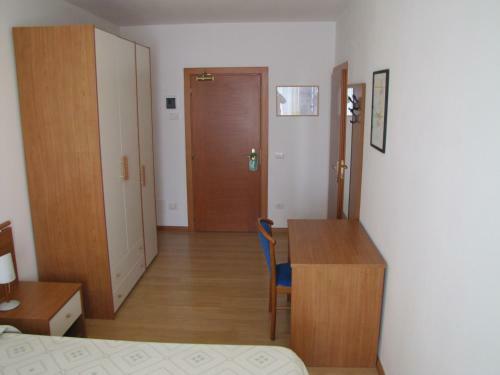 Hotel Scaran�