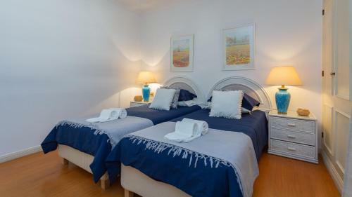 Dazzling 2bdr Apartment W/balcony & Pool By Lovelystay