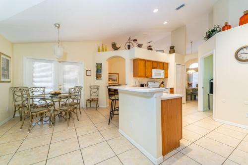 15809hh -costa Manor (s)