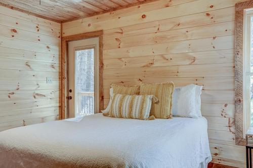 Blue Ridge Hideaway