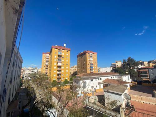 Amplio Apartamento - Aparcamiento Gratuito Alrededor