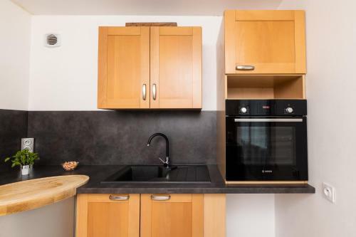 Hostal Les Chambres - Dormir Comme � La Maison -