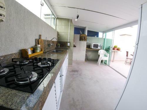 Apartamento A004 - Cobertura Duplex Praia de Bombas - Ed Victory