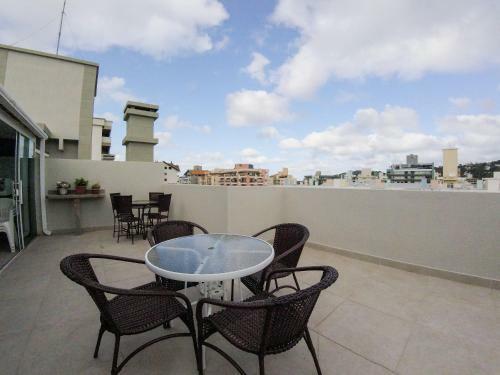 Apartamento A004 - Cobertura Duplex Praia de Bombas - Ed Victory