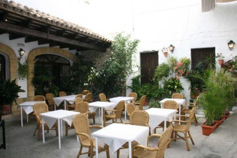 Hostal Torre De Guzm�n