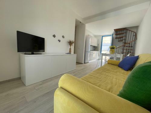 Apartamento Appartamenti Le Tre Isole Con Terrazza Vista Mare