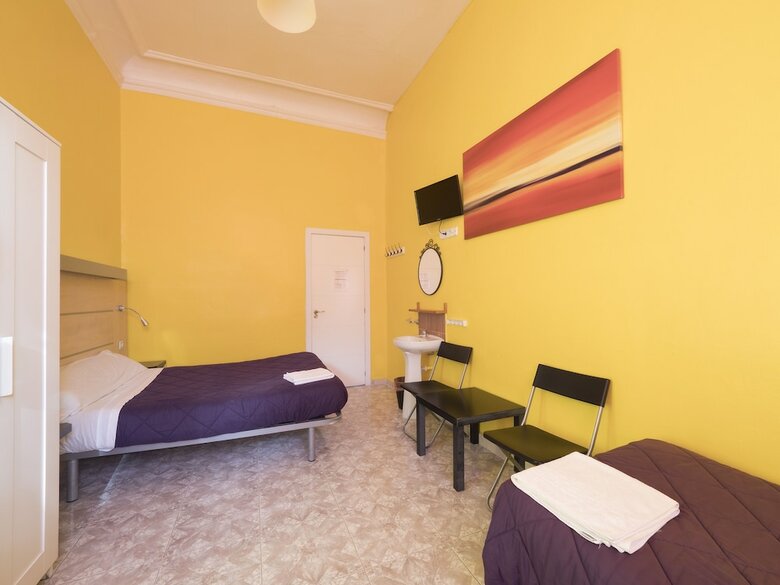 Hostal Pensi�n Apolo XI