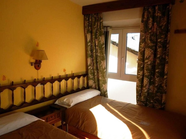 Hostal Fonda Cerdanya