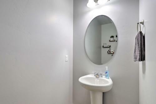 Pet-friendly American Fork Home With Mtn Views!