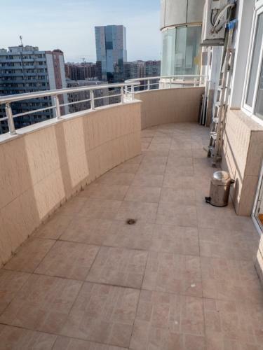 Boulevard Side Apartments