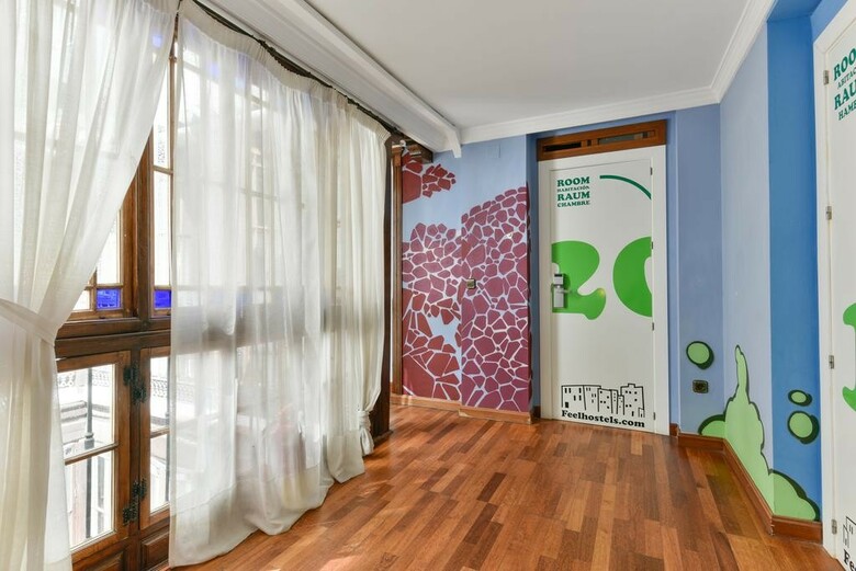 Feel Hostels City Center