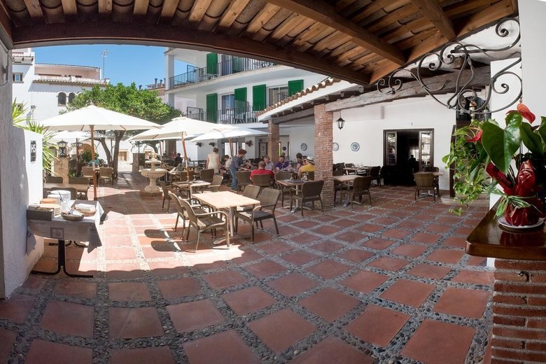 Hotel L�hostalet