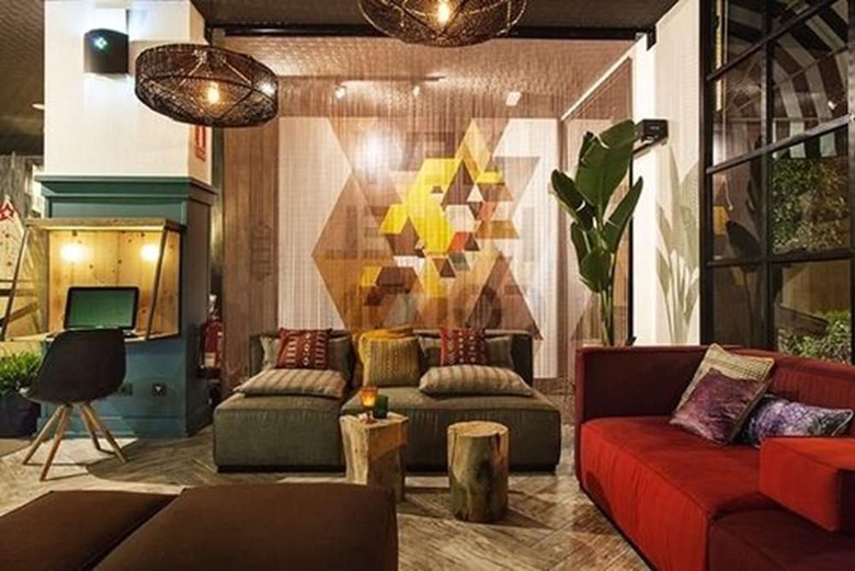 New Hotel Colon