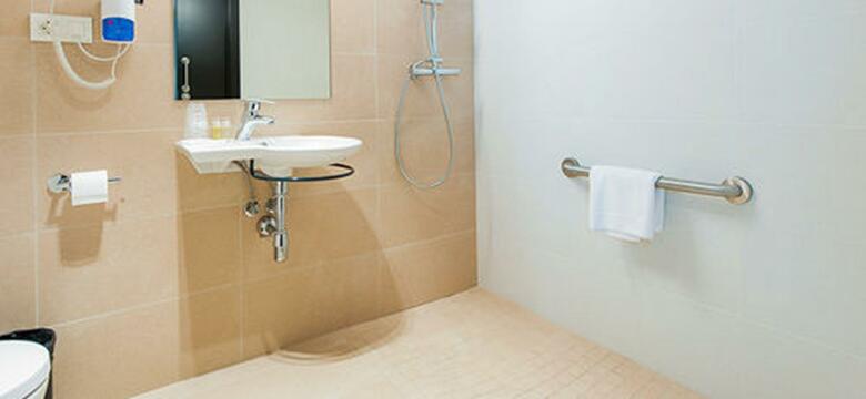 New Hotel Colon