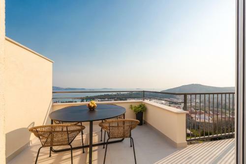 Divine Apartment