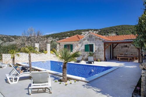 Family Friendly House With A Swimming Pool Postira, Brac - 19563