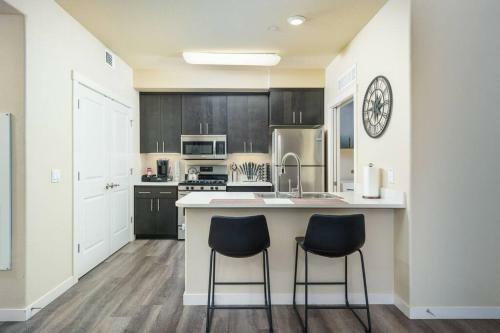 Apartamento The Elegant Holbrooke Sunset Suite With King Bed