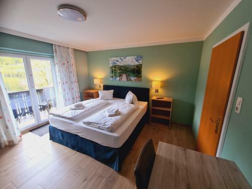 B&B Hallstatt Lake